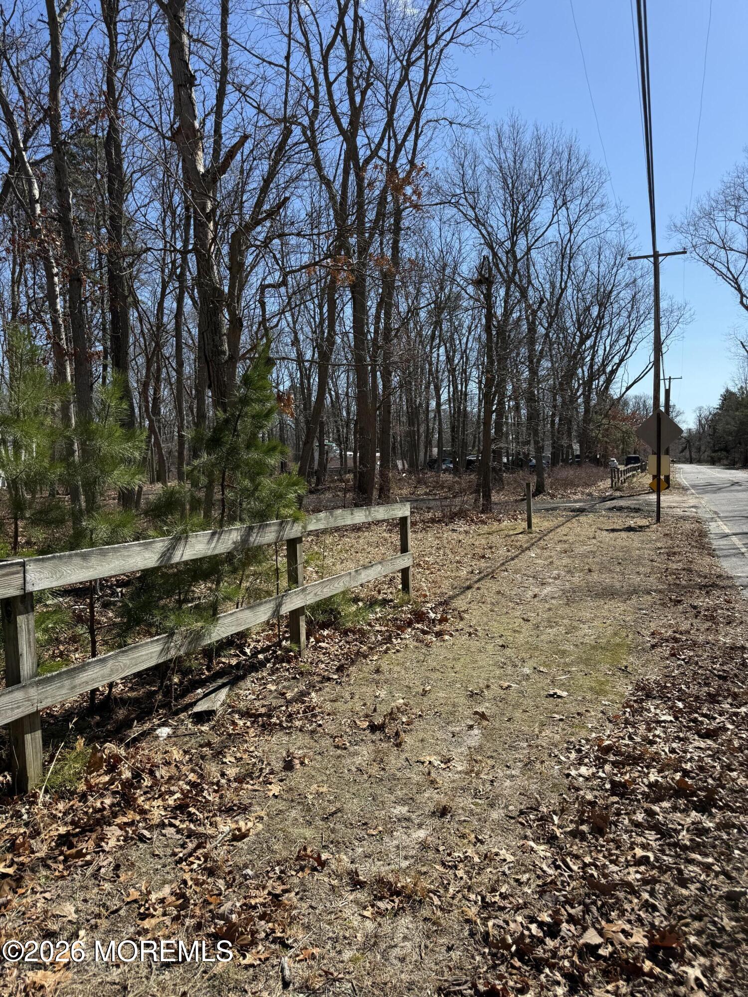 117 Driftway Road Howell, NJ 07731 - Photo 9 of 34 IMG_4570