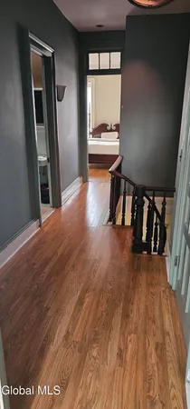 $2,500 | 44 A Clinton Avenue, Unit A, Albany, NY 12210