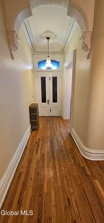 $2,500 | 44 A Clinton Avenue, Unit A, Albany, NY 12210