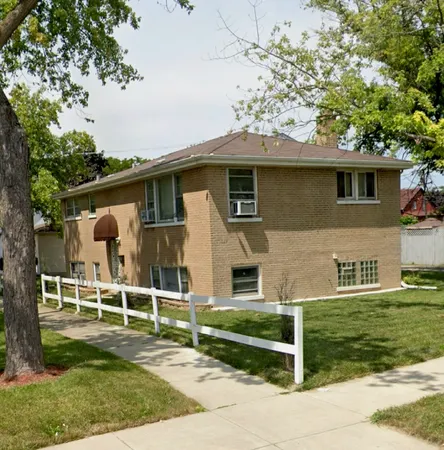 $399,999 | 220 South 9th Avenue, Maywood, IL 60153