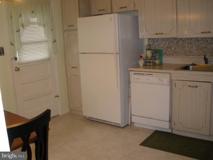 8337 Scotts Level Road Pikesville, MD 21208 - Photo 12 of 21 Kitchen