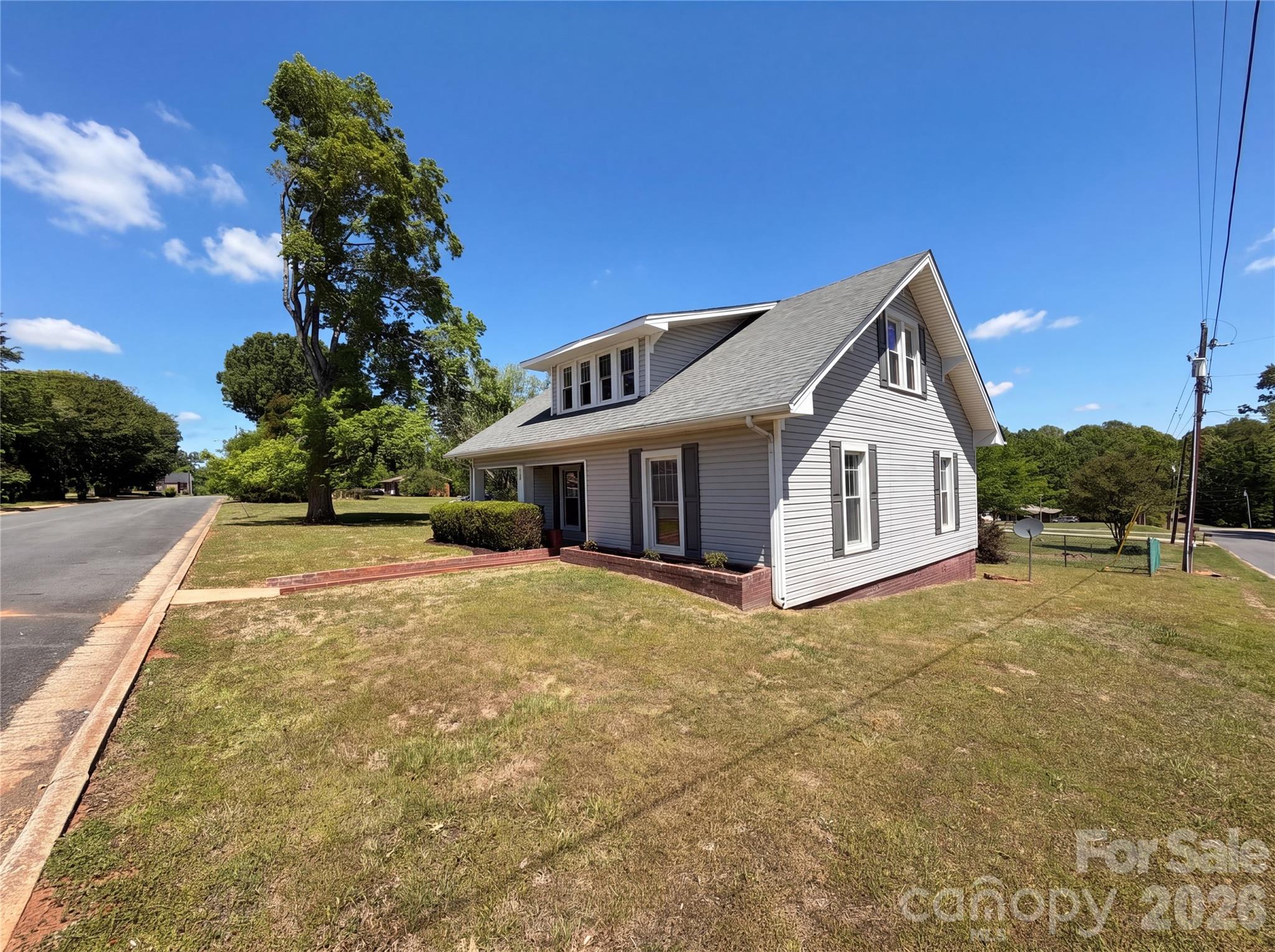 215 South Ferry Road New London, NC 28127 - Photo 2 of 21