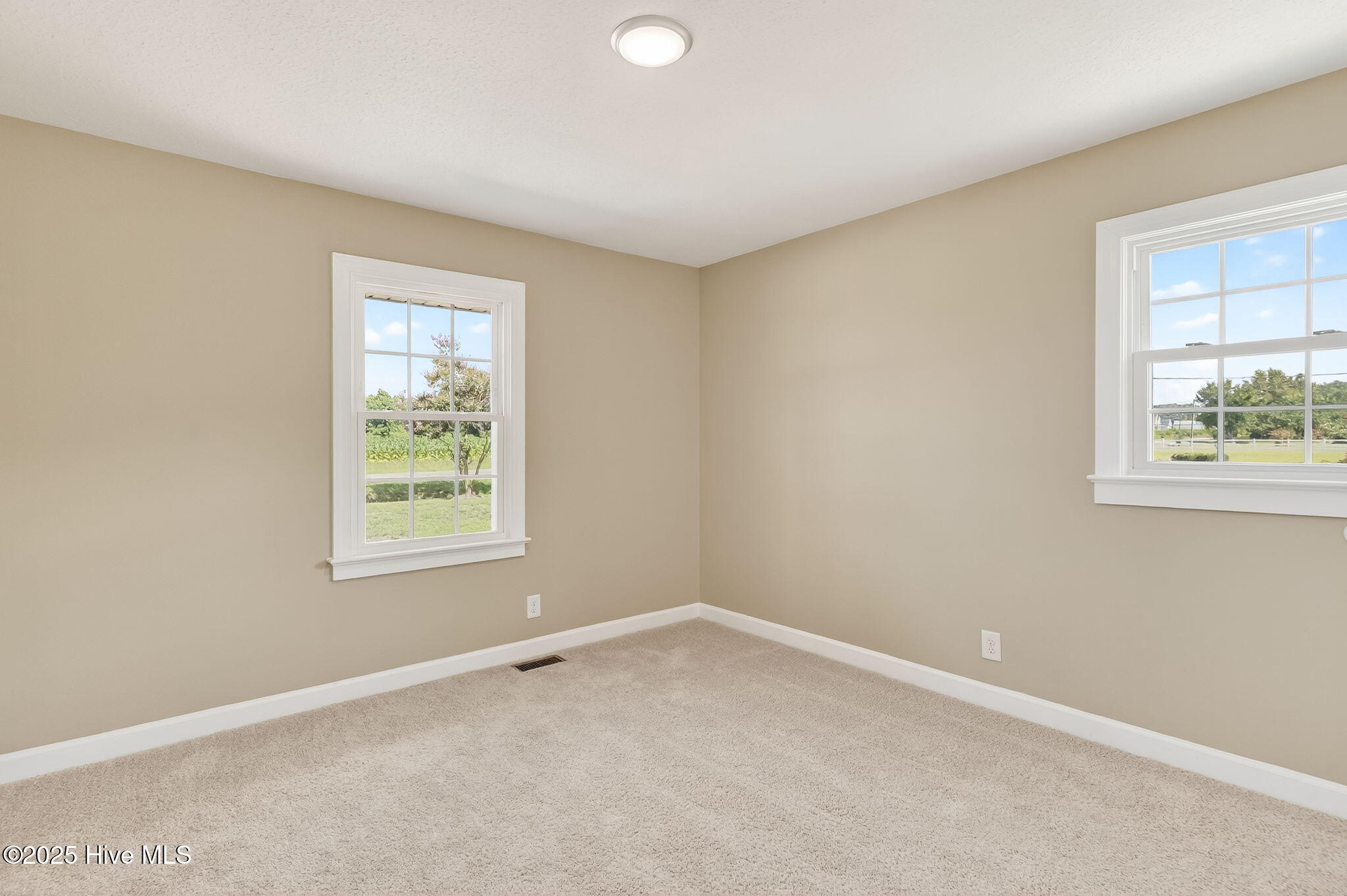 6715 Princeton Kenly Road Princeton, NC 27569 - Photo 11 of 35 8-web-or-mls-_DSC0957