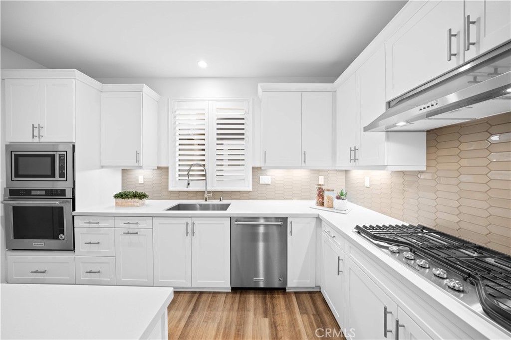 620 Cardiff Reef Costa Mesa, CA 92627 - Photo 16 of 45