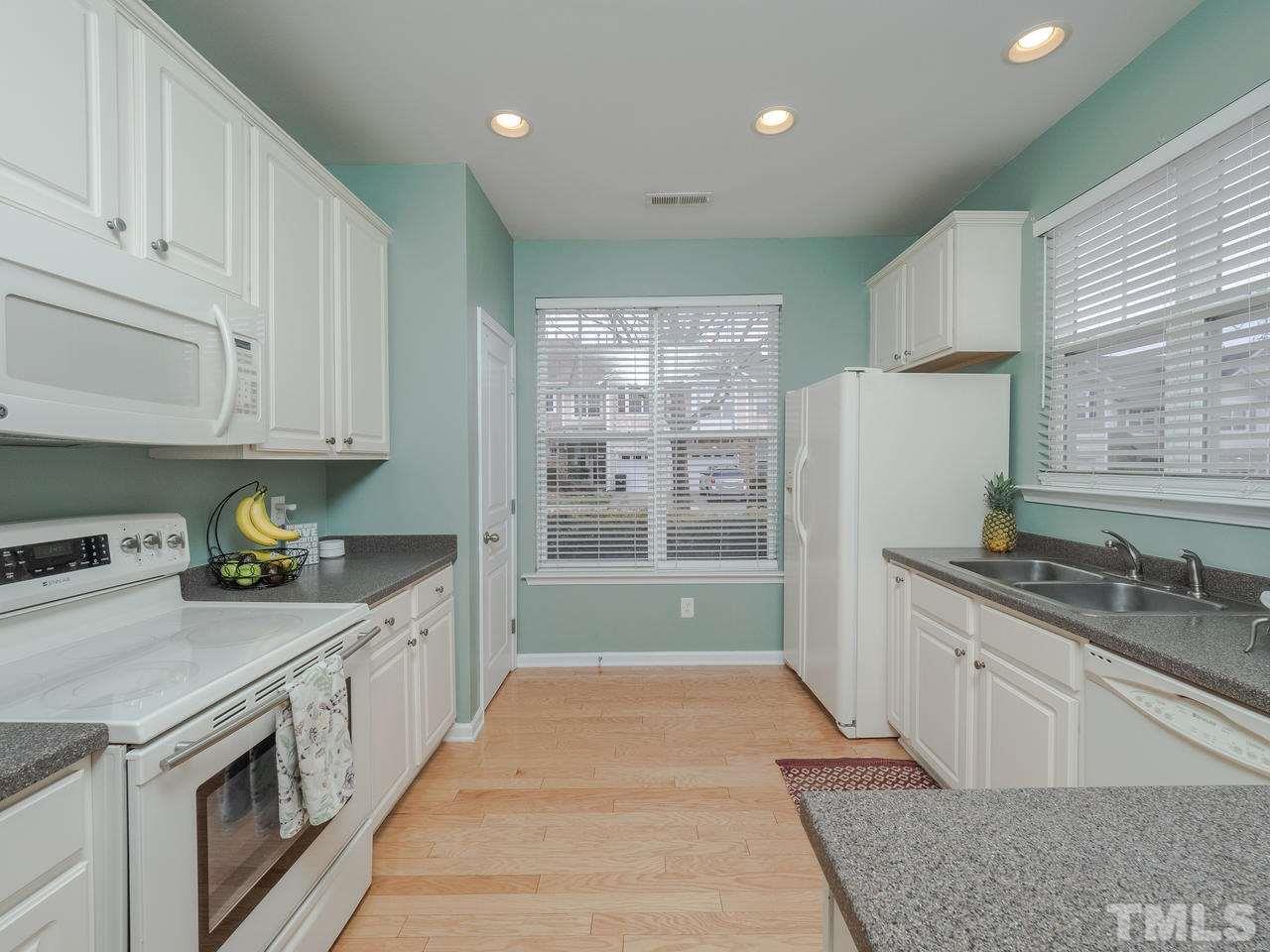 12821 Tee Time Way Raleigh, NC 27614 - Photo 5 of 22 Gallery Image 5