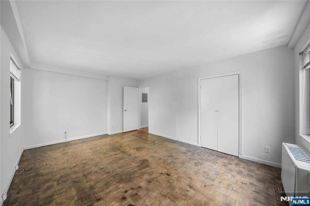 1375 River Road, Unit 2B Edgewater, NJ 07020 - Photo 9 of 30