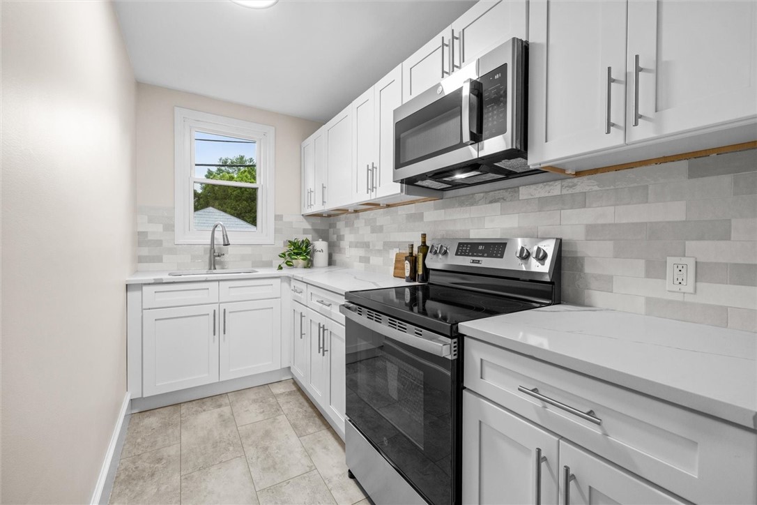 3507 Mendon Road Cumberland, RI 02864 - Photo 7 of 19