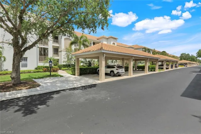 a view of house with outdoor space