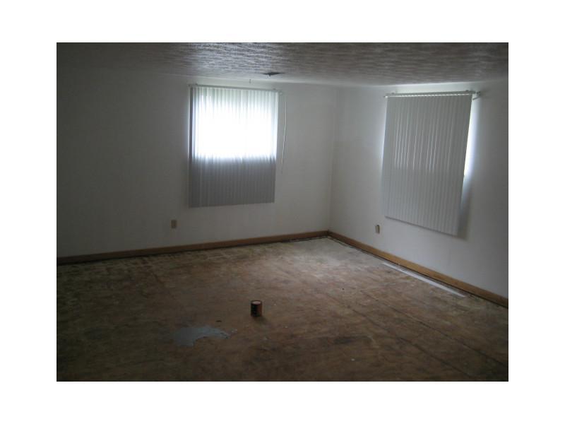 645 South Franklin Road Indianapolis, IN 46239 - Photo 12 of 15 Gallery Image 12