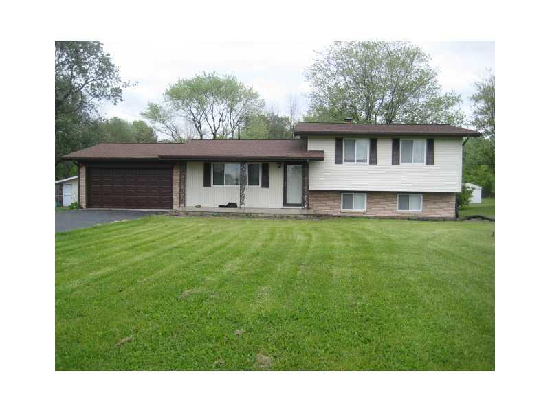 645 South Franklin Road Indianapolis, IN 46239 - Photo 3 of 15 Gallery Image 3