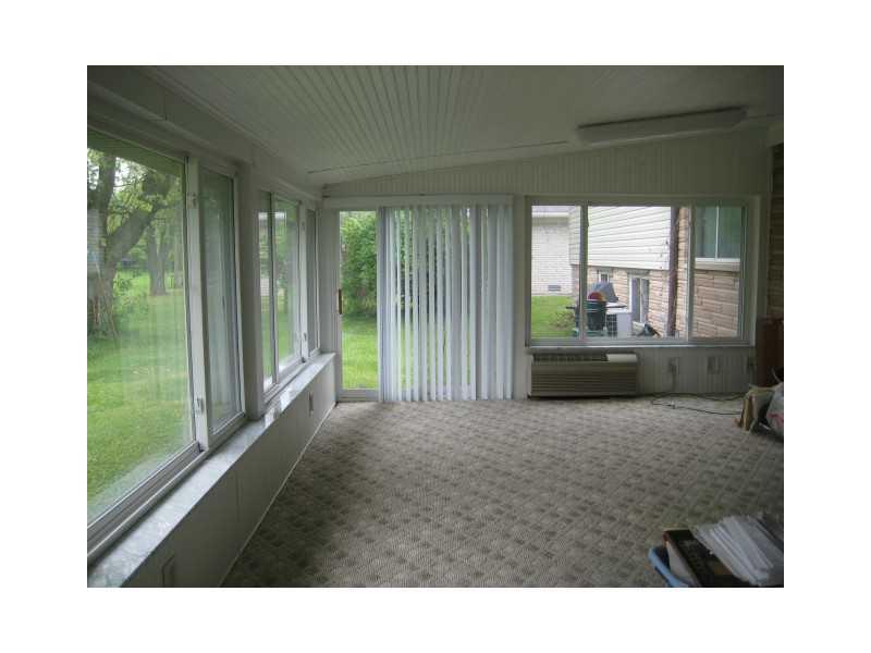645 South Franklin Road Indianapolis, IN 46239 - Photo 9 of 15 Gallery Image 9