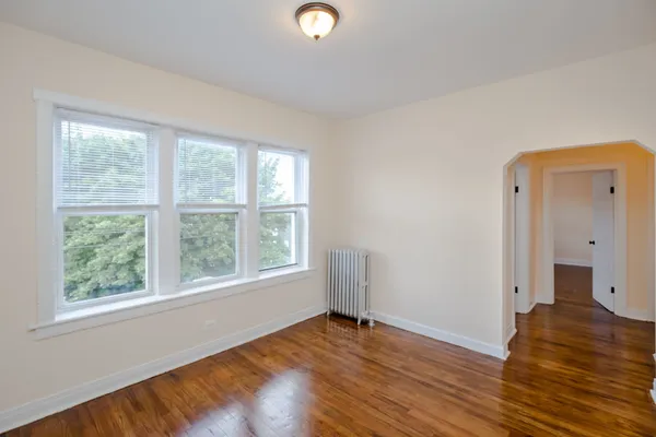 $1,700 | 2244 North Monticello Avenue, Unit 1W, Chicago, IL 60647