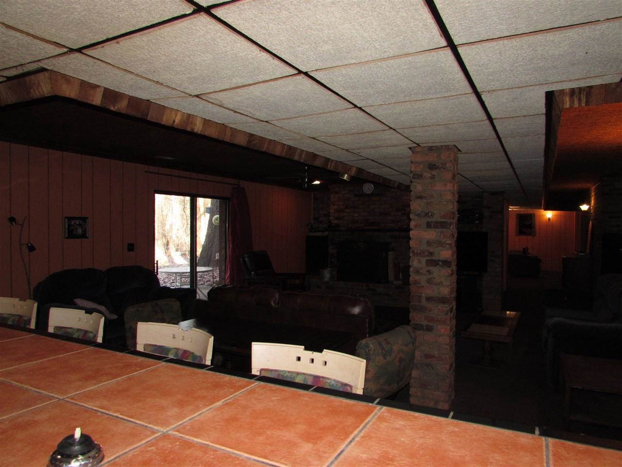 12427 Center Road Fenton, MI 48430 - Photo 23 of 52 21552667-22.JPG