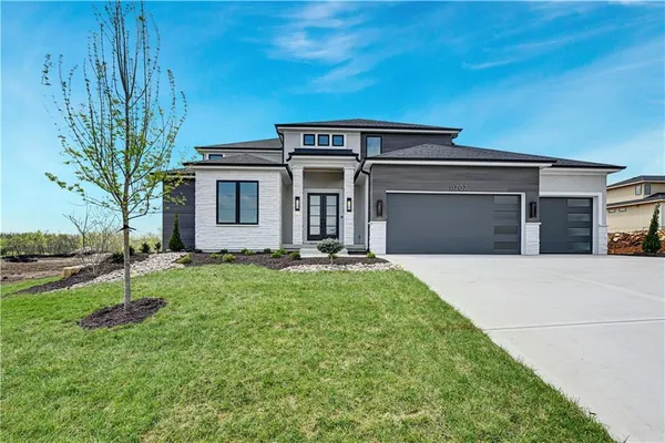$1,199,900 | 11707 West 181st Terrace, Overland Park, KS 66013