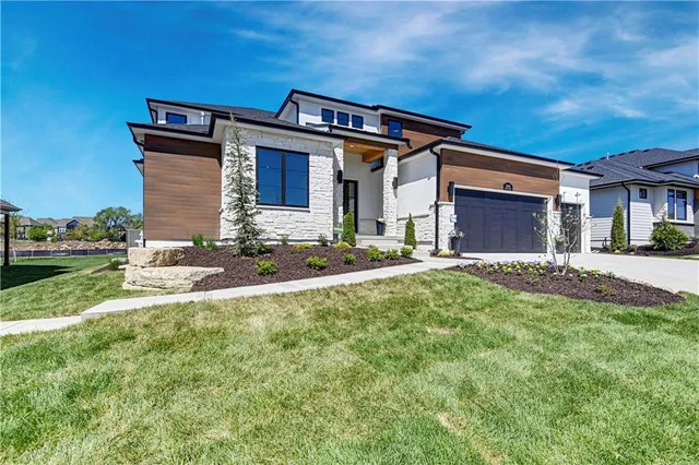 $1,259,900 | 11707 West 181st Terrace, Overland Park, KS 66013