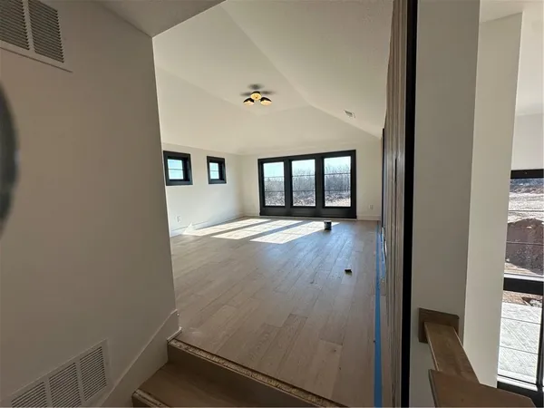 $1,199,900 | 11707 West 181st Terrace, Overland Park, KS 66013