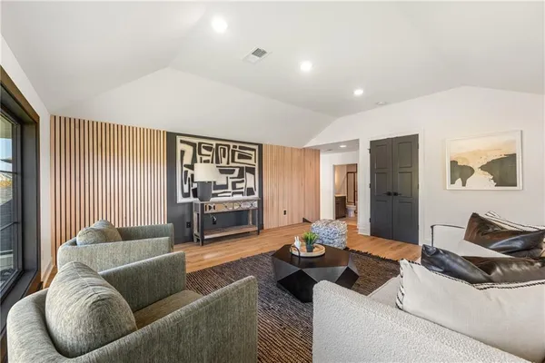 $1,199,900 | 11707 West 181st Terrace, Overland Park, KS 66013