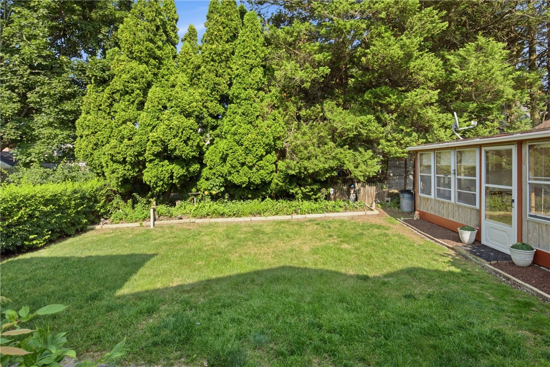 247 West Main Road Middletown, RI 02842 - Photo 23 of 27 With three season retreat