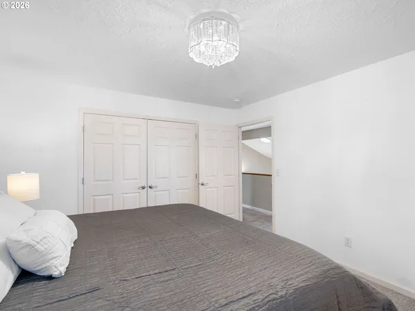 $894,900 | 260 Northeast 71st Place, Newport, OR 97365