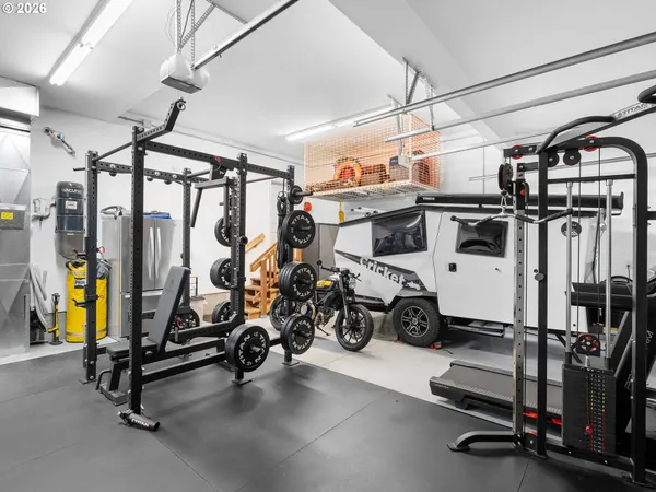 $894,900 | 260 Northeast 71st Place, Newport, OR 97365