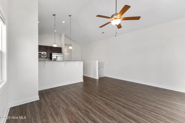 $489,900 | 208 A Bridgeview Court, Surf City, NC 28445