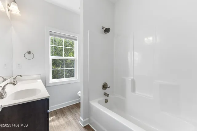 $489,900 | 208 A Bridgeview Court, Surf City, NC 28445