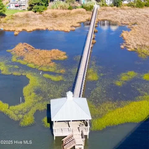 $489,900 | 208 A Bridgeview Court, Surf City, NC 28445