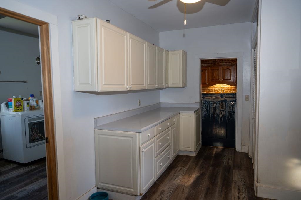 10198 South Crazy Hollow Road Hanover, IL 61041 - Photo 17 of 41