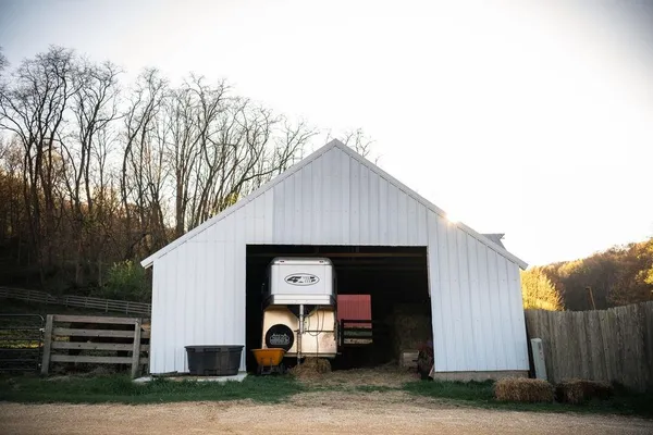 $625,000 | 10198 South Crazy Hollow Road, Hanover, IL 61041