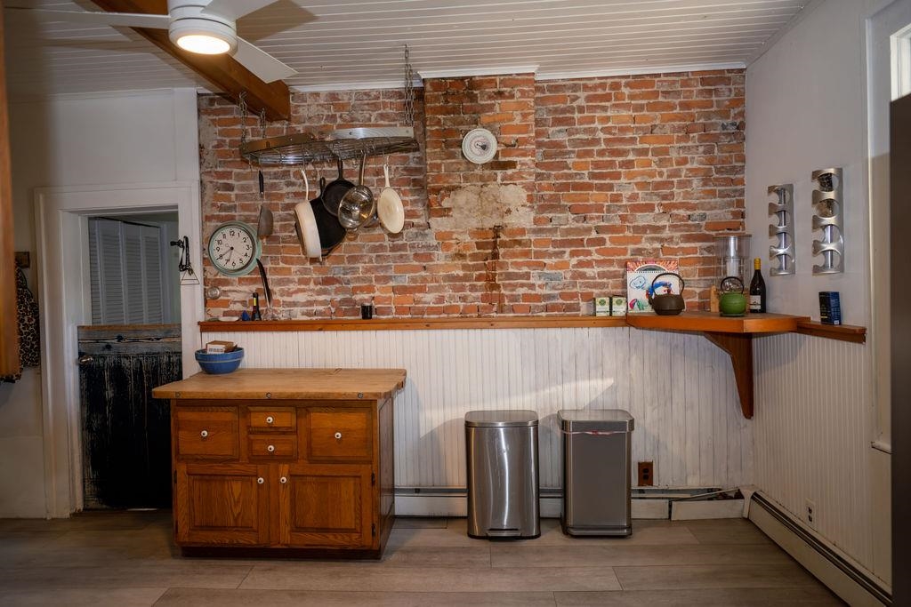 10198 South Crazy Hollow Road Hanover, IL 61041 - Photo 6 of 41