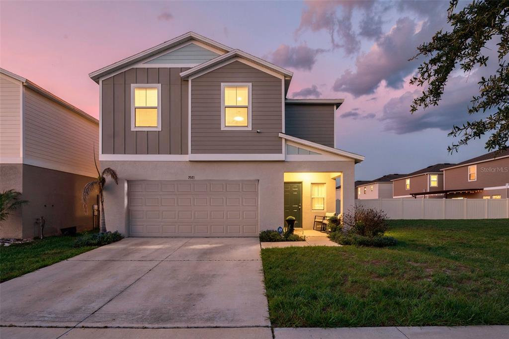 7571 Freesia Trace Wesley Chapel, FL 33545 - Photo 1 of 50