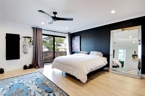 $1,199,000 | 17 John Bean Court, Unit 17, Port Washington, NY 11050