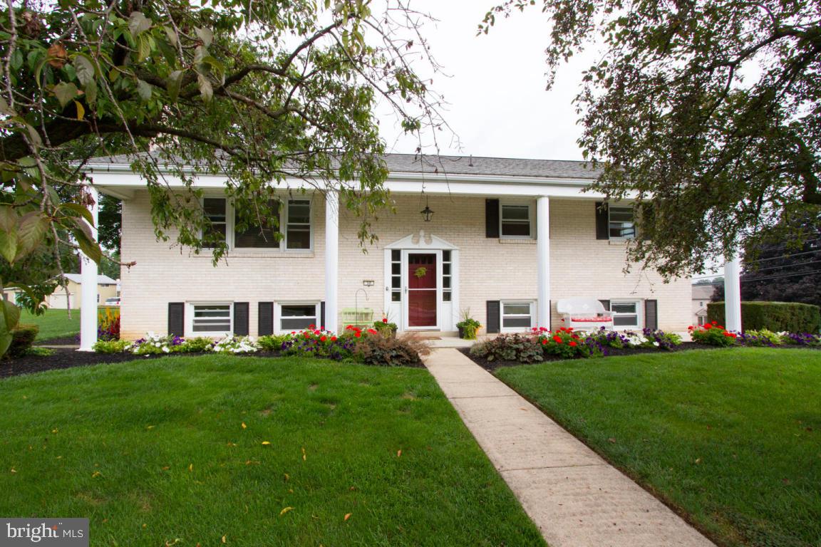 50 Wolf Road Akron, PA 17501 - Photo 1 of 33