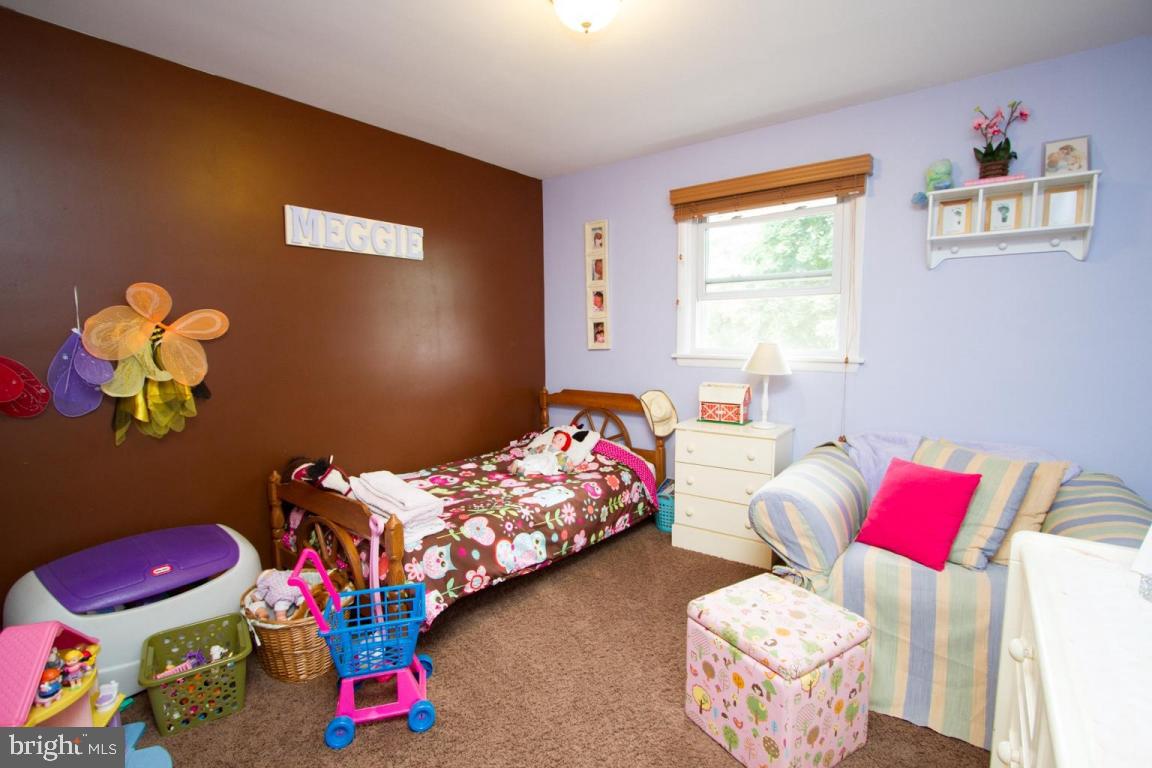 50 Wolf Road Akron, PA 17501 - Photo 13 of 33