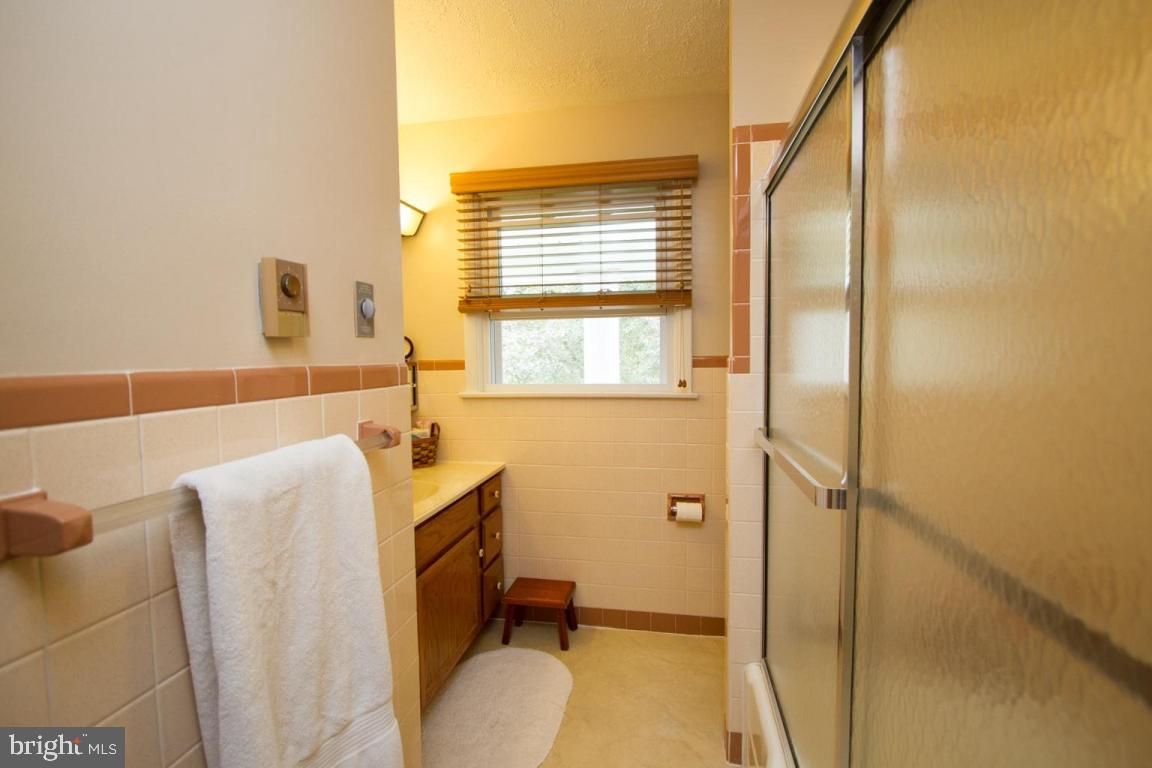 50 Wolf Road Akron, PA 17501 - Photo 14 of 33