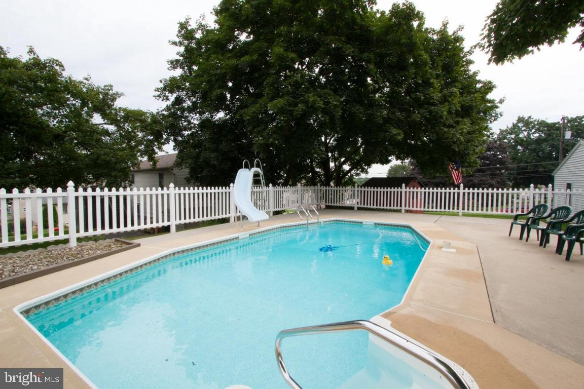50 Wolf Road Akron, PA 17501 - Photo 27 of 33