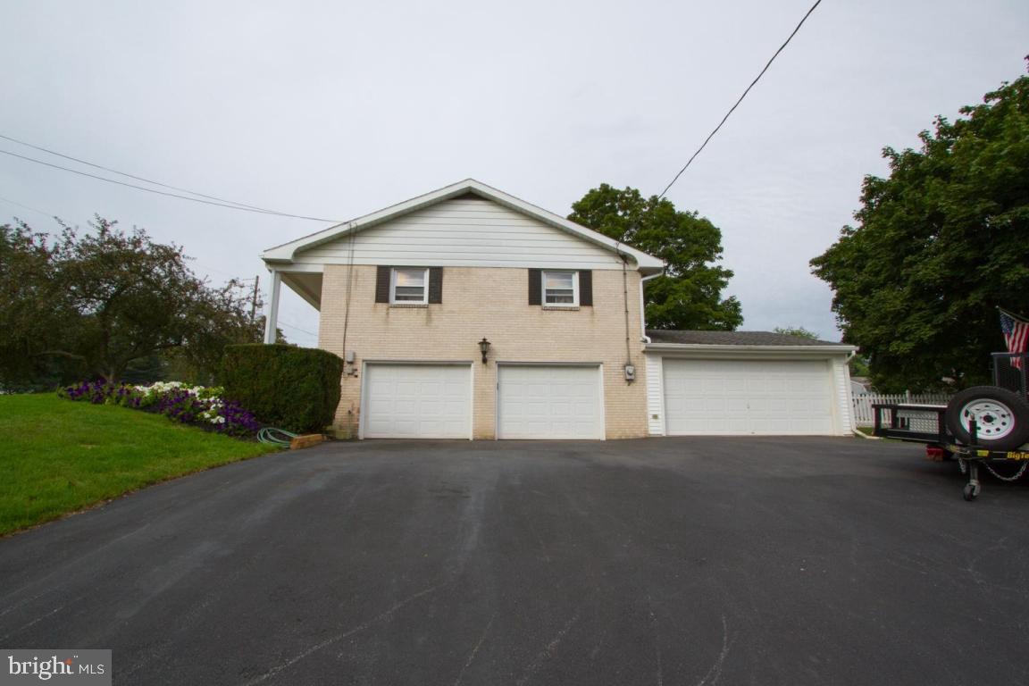 50 Wolf Road Akron, PA 17501 - Photo 30 of 33