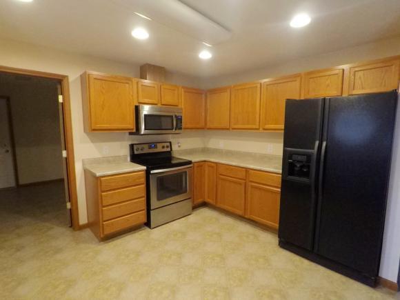 7180 Pleasant Ridge Road Bennington, IN 47011 - Photo 4 of 30
