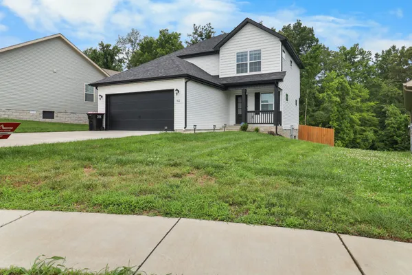 $1,800 | 422 Mattingly Drive, Clarksville, TN 37042