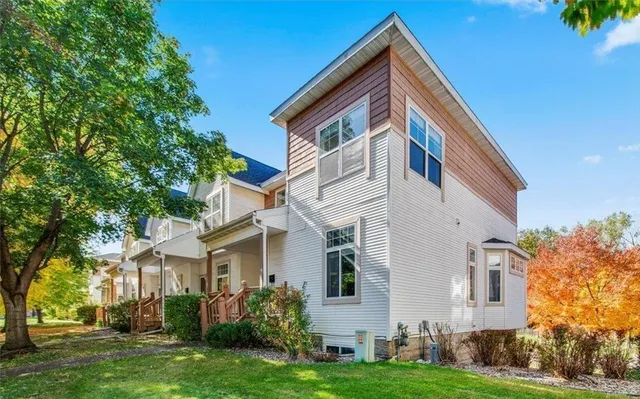 $234,900 | 1229 Clarence Street, St. Paul, MN 55106