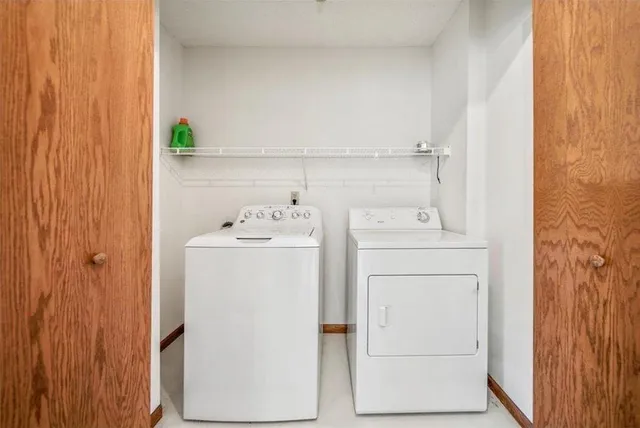 $234,900 | 1229 Clarence Street, St. Paul, MN 55106