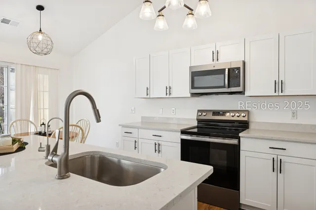 $364,900 | 125 Holly Ridge Drive, Bluffton, SC 29910