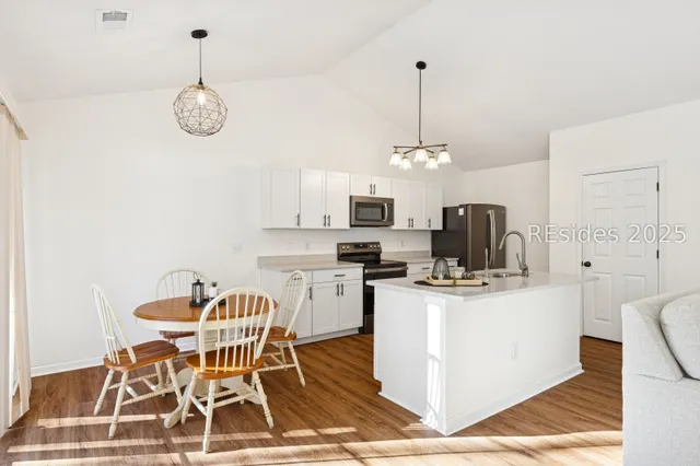 $364,900 | 125 Holly Ridge Drive, Bluffton, SC 29910