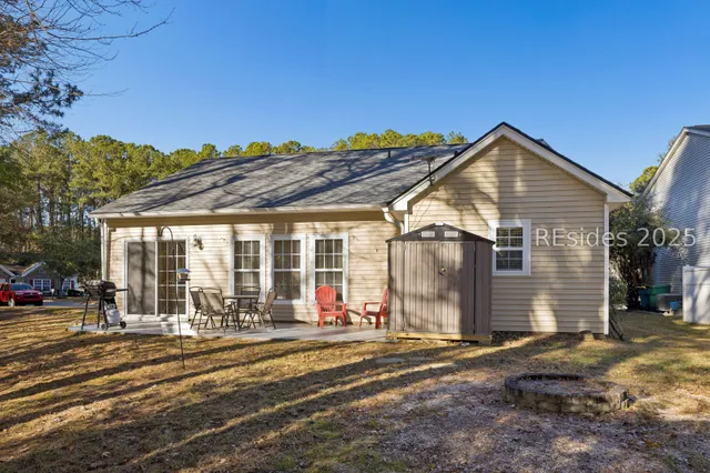 $364,900 | 125 Holly Ridge Drive, Bluffton, SC 29910