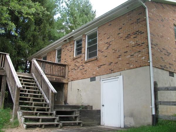 1585 Fire Tower Road Christiansburg, VA 24073 - Photo 3 of 12 167_resize