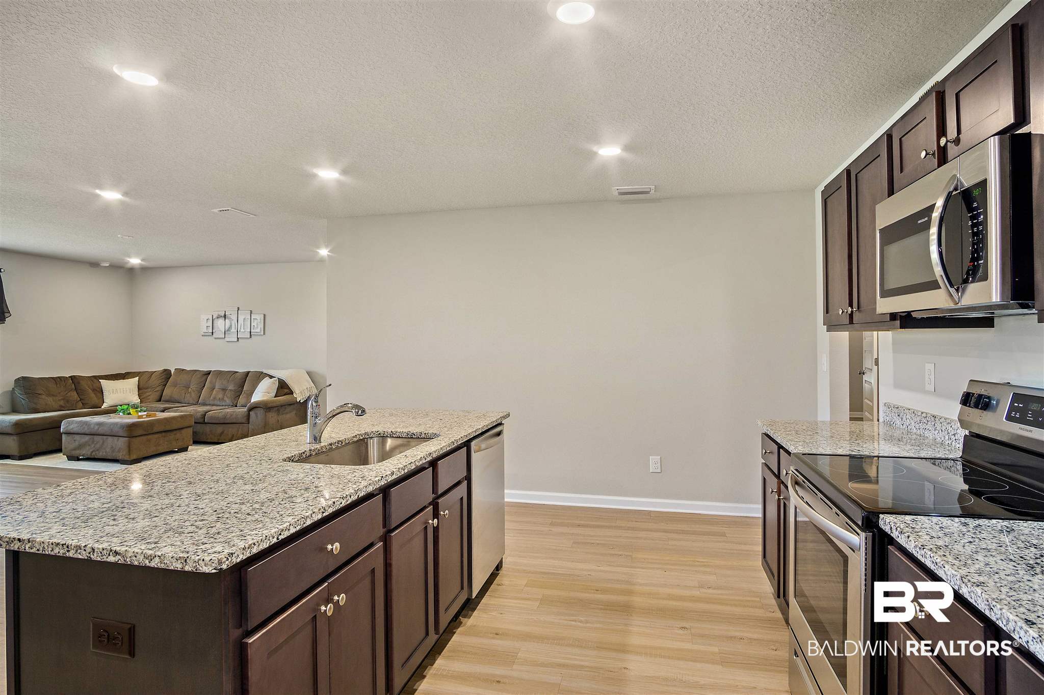 10725 Ridgeview Drive Mobile, AL 36608 - Photo 9 of 28