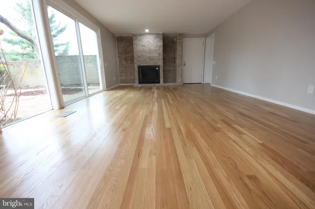 $799,000 | 19115 Roman Way, Montgomery Village, MD 20886