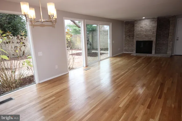 $799,000 | 19115 Roman Way, Montgomery Village, MD 20886