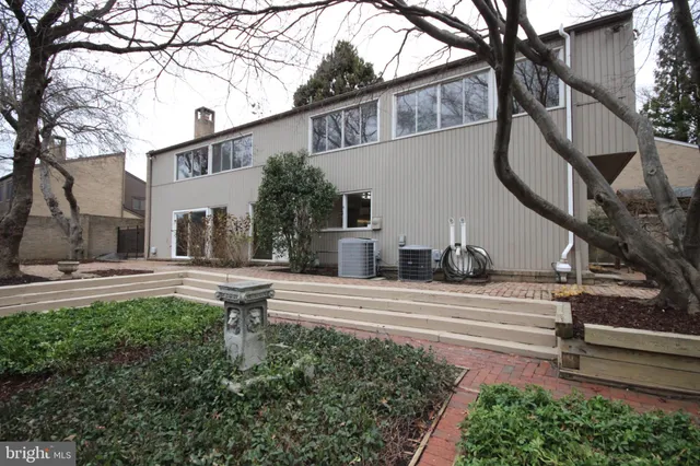 $799,000 | 19115 Roman Way, Montgomery Village, MD 20886