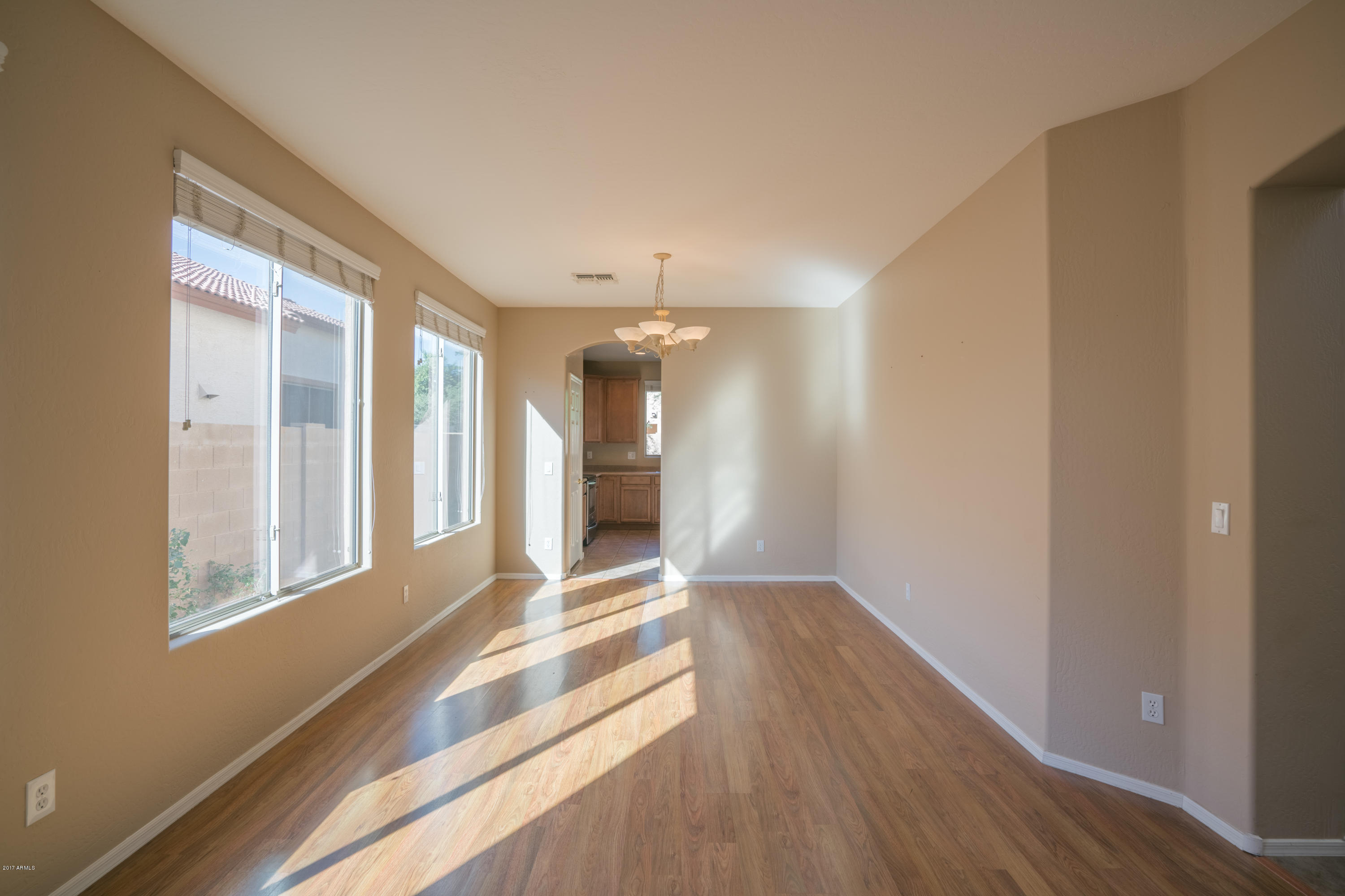 13654 West Redfield Road Surprise, AZ 85379 - Photo 6 of 34 DSC09992-HDR